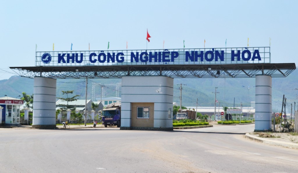 Cổng chính KCN Nhơn Hòa